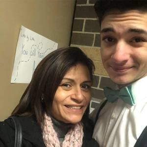 Meet your Posher, Desiree